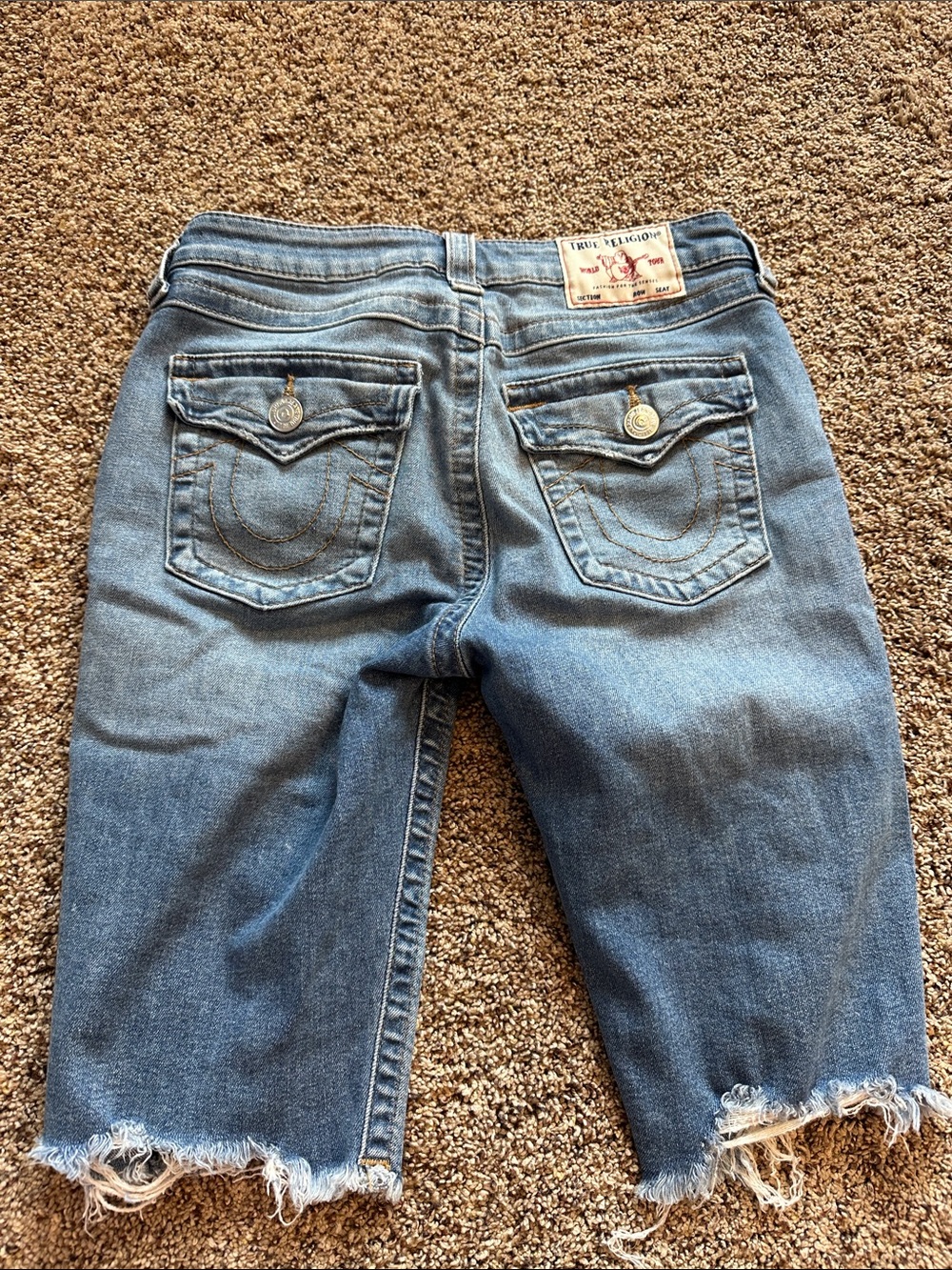 True Religion Riley Short - Picture 2 of 5